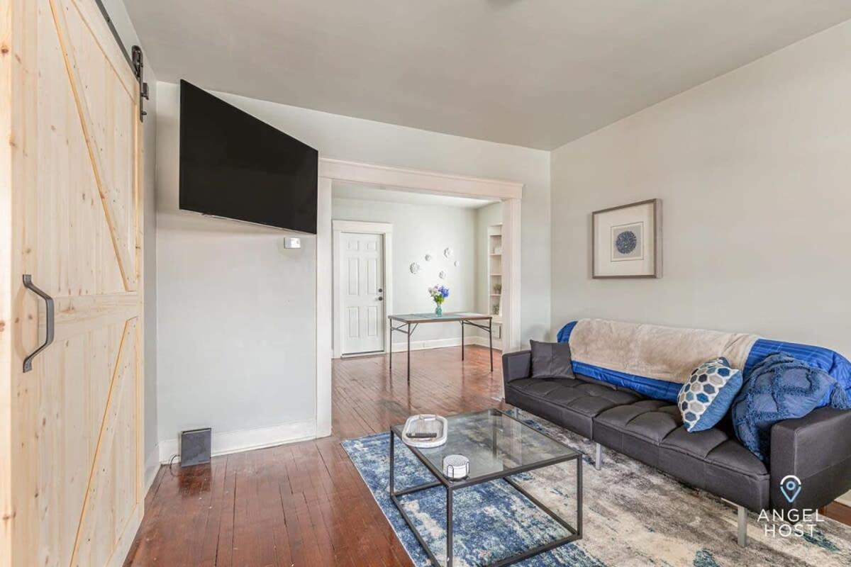 Newly Remodeled Apt, South Hills Old Brooklyn Area Cleveland Exteriér fotografie