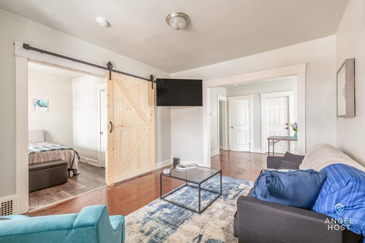 Newly Remodeled Apt, South Hills Old Brooklyn Area Cleveland Exteriér fotografie
