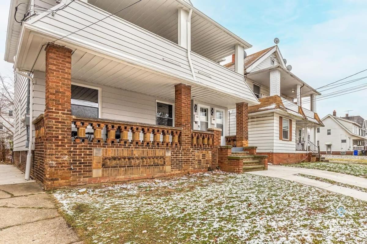 Newly Remodeled Apt, South Hills Old Brooklyn Area Cleveland Exteriér fotografie