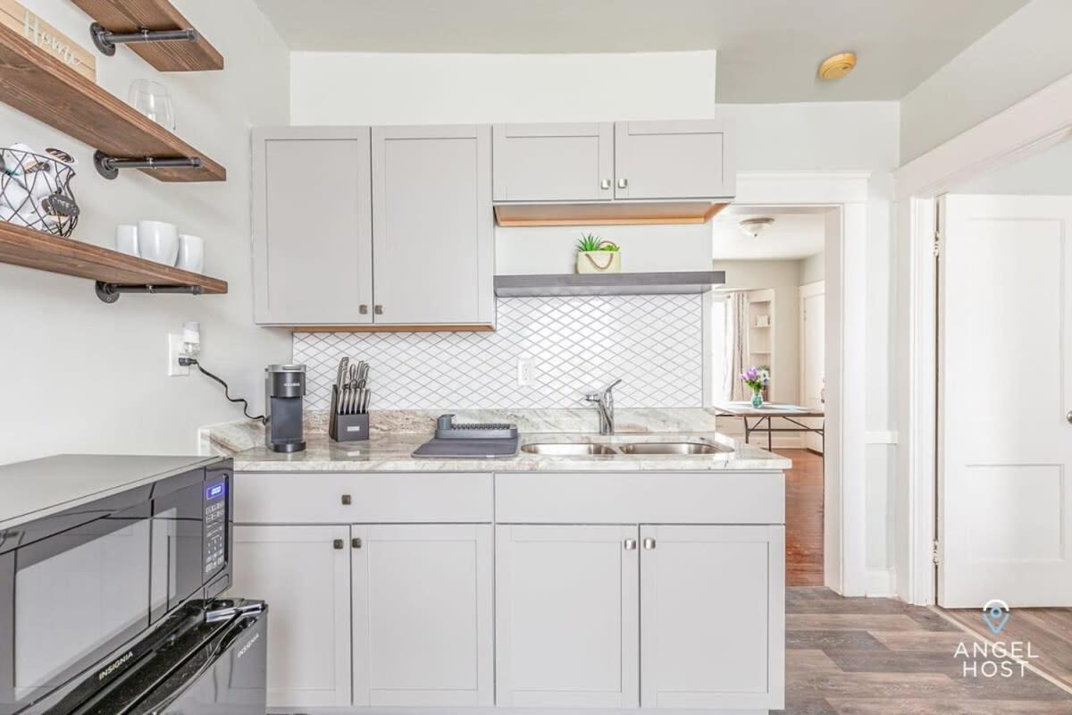 Newly Remodeled Apt, South Hills Old Brooklyn Area Cleveland Exteriér fotografie