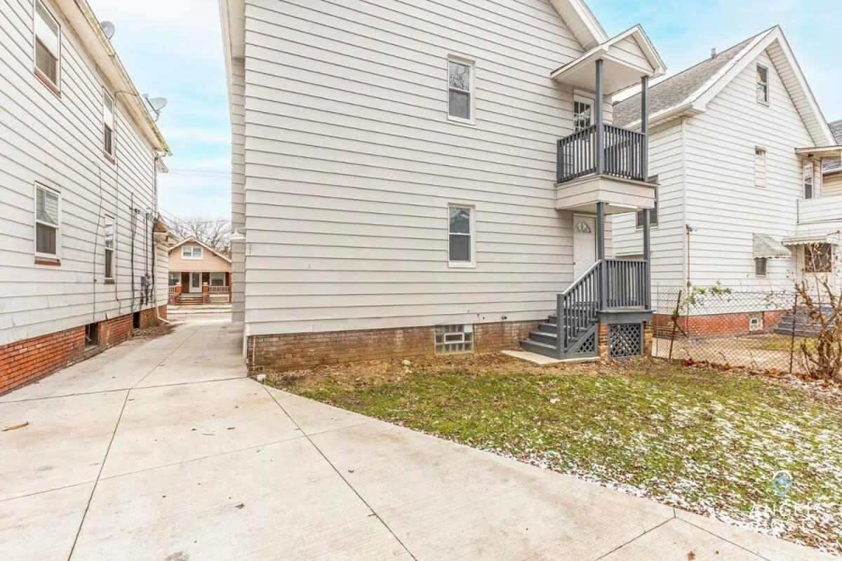 Newly Remodeled Apt, South Hills Old Brooklyn Area Cleveland Exteriér fotografie
